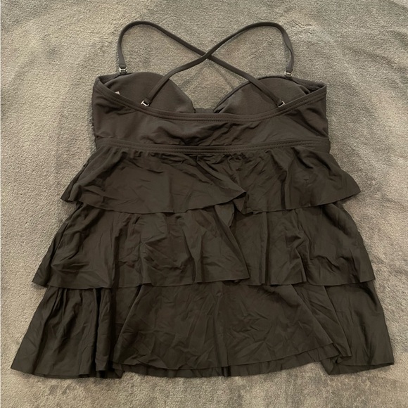 Kenneth Cole Reaction Swim Top - Picture 3 of 6